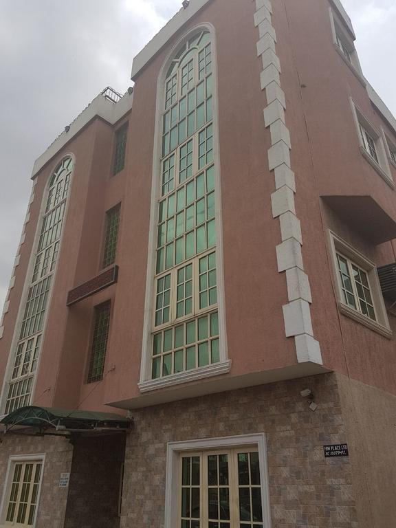 Fbm Place Guest House Agun Exterior foto